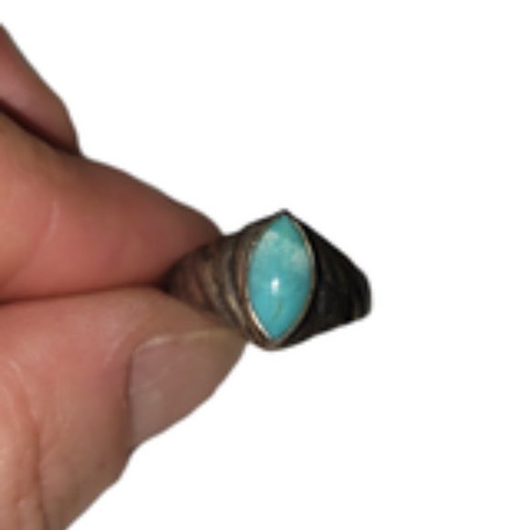 Vintage Turquoise Ring - Picture 2 of 3
